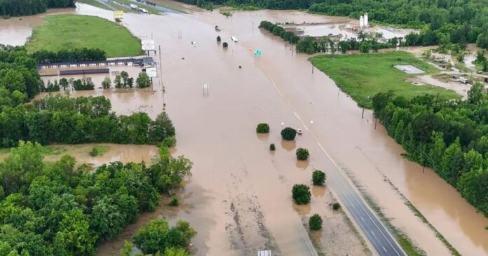 Plans to spend billions on a flood-prone East Texas highway may not solve the problem | Texas