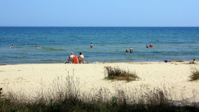 Meteotsunami hit Lake Michigan: What it is